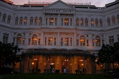 Singapore 01 04 Raffles Hotel Outside
